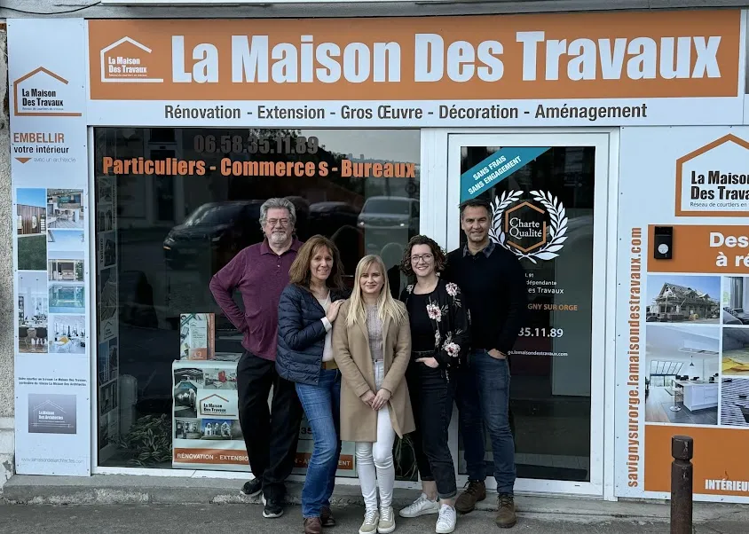 La Maison Des Travaux