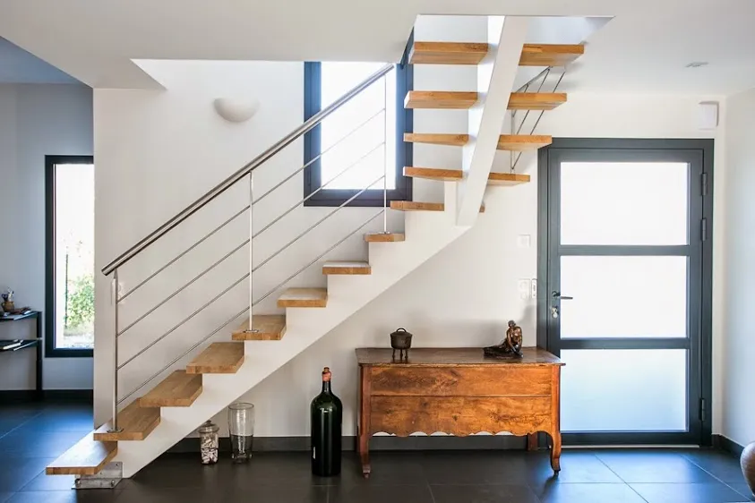 Côté Escalier