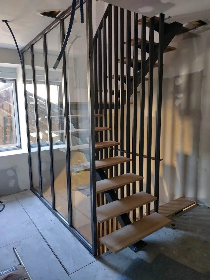 Escalier métal et bois - Tony Martin